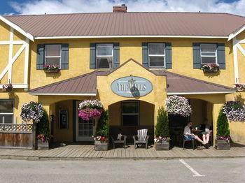 The Wells Quesnel Bagian luar foto